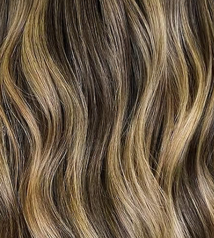 shade Boho Rooted and melted with Toffe, highlighted with Honeylit (#3/8/3)