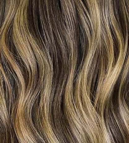 shade Boho Rooted and melted with Toffe, highlighted with Honeylit (#3/8/3)