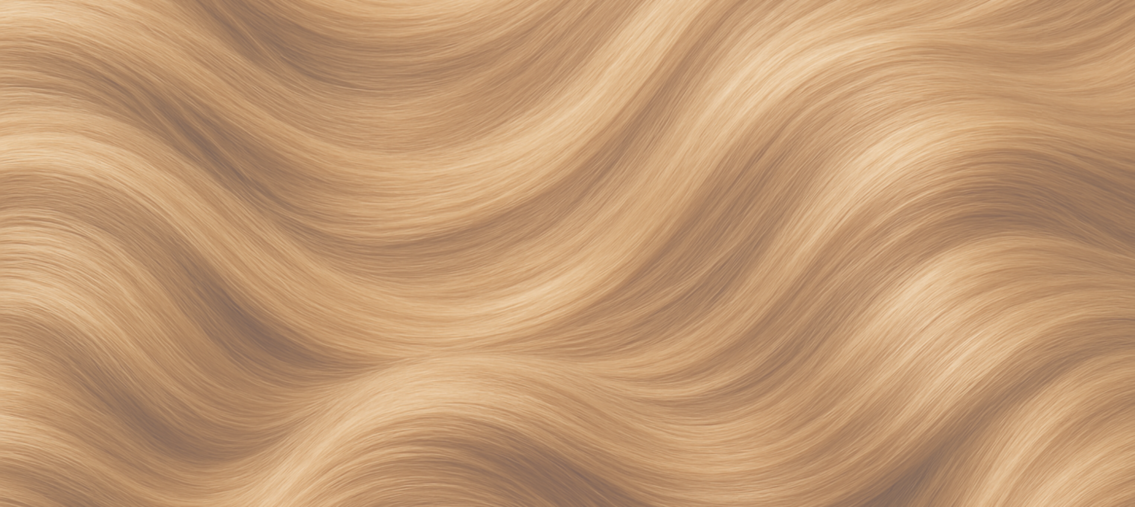 Luxury weft hair extensions by Framed, designed in Montreal for a flawless blend and lasting beauty. / Extensions capillaires à bandes Framed, conçues à Montréal pour un résultat parfait et une beauté durable.